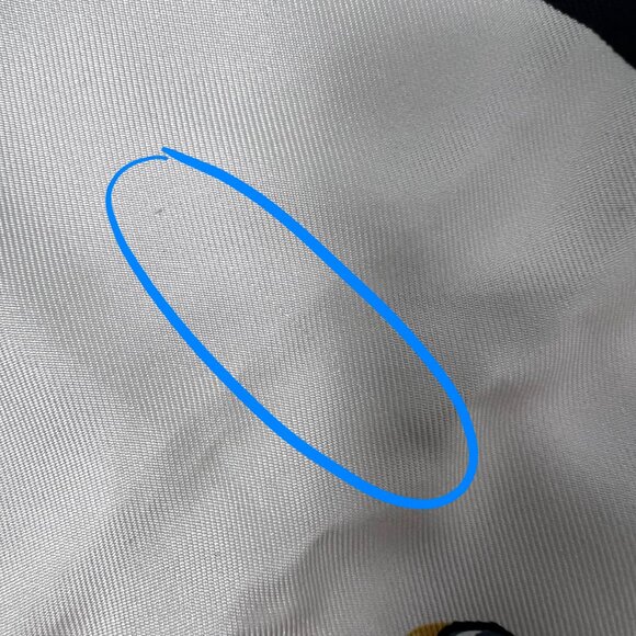 VTG HERMES Brides de Gala Scarf White Black Gold colorway, by Hugo Grygkar - Picture 12 of 13